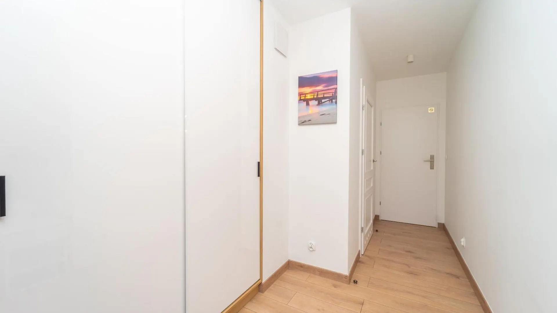 Comfortable 3City Studios In Sopot By Noclegi Renters Apartament